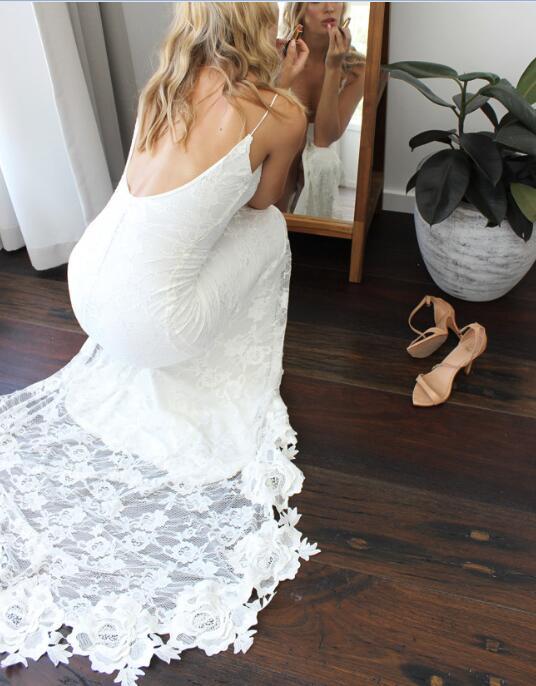 Romantic Boho Backless Lace Mermaid Elegant Ivory Wedding Dress RS151