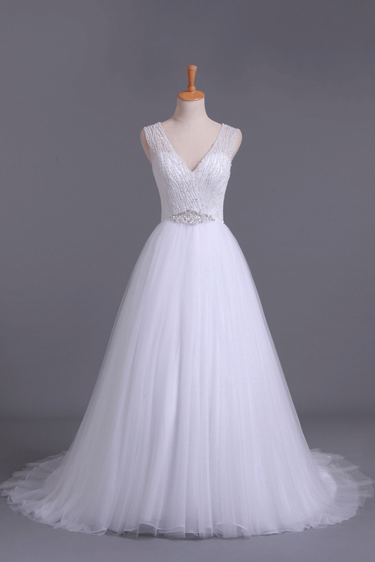 2024 V-Neck A Line Wedding Dresses Tulle Beaded Bodice Court Train
