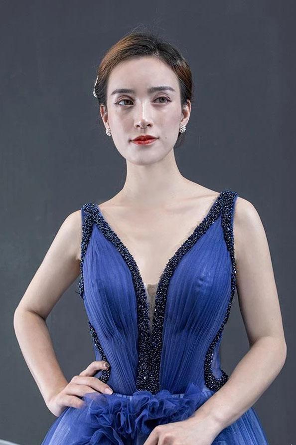 Ball Gown Ombre V Neck Tulle Royal Blue Long Prom Dresses, Quinceanera Dresses SRS15067