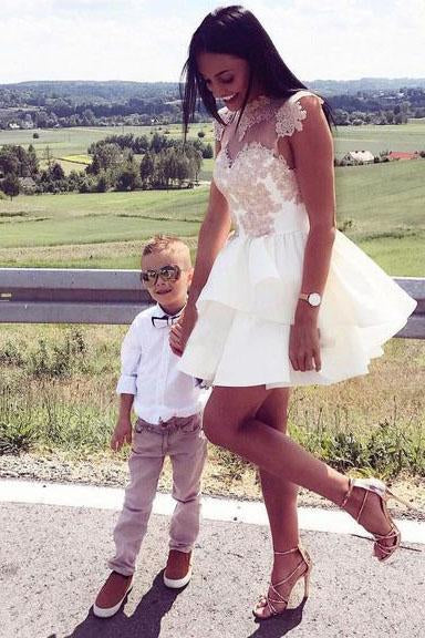 High Neck Cute White A-Line Crew Neck Cap Sleeves Appliques Homecoming Dress RS170