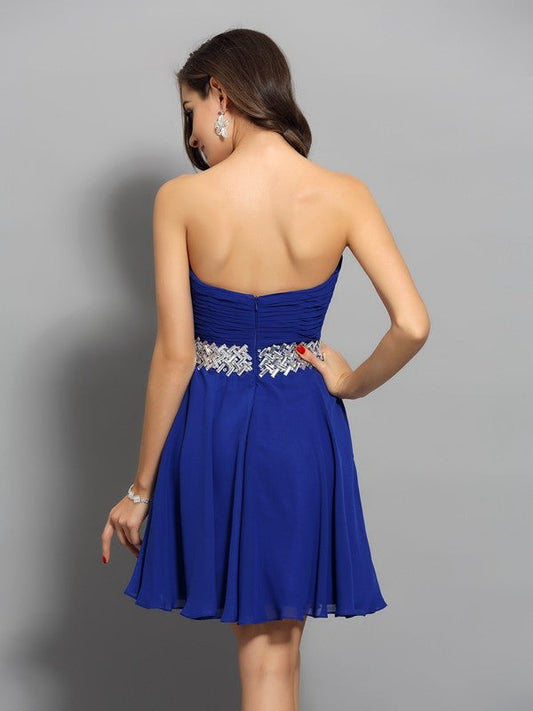 A-Line/Princess Sweetheart Chiffon Patsy Homecoming Dresses Cocktail Beading Sleeveless Short Dresses