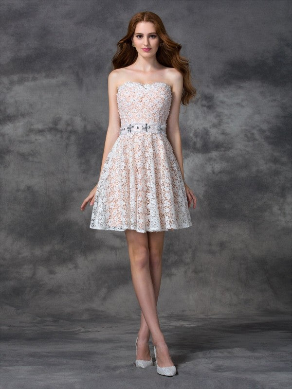 A-Line/Princess Homecoming Dresses Cocktail Tatum Lace Sweetheart Sleeveless Short Dresses