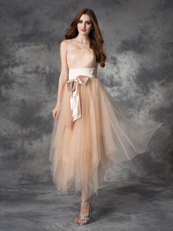 A-Line/Princess Strapless Bowknot Sleeveless Homecoming Dresses Satin Miriam Long Elastic Woven Dresses