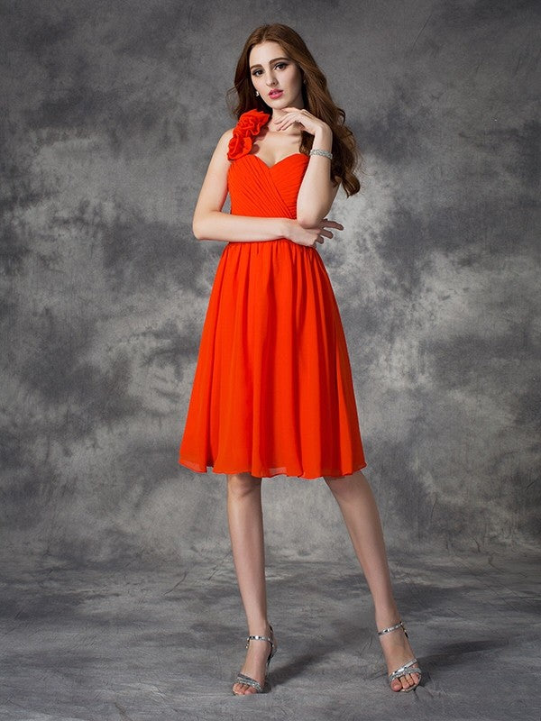 A-Line/Princess One-Shoulder Hand-Made Flower Sleeveless Short Georgia Homecoming Dresses Chiffon Dresses