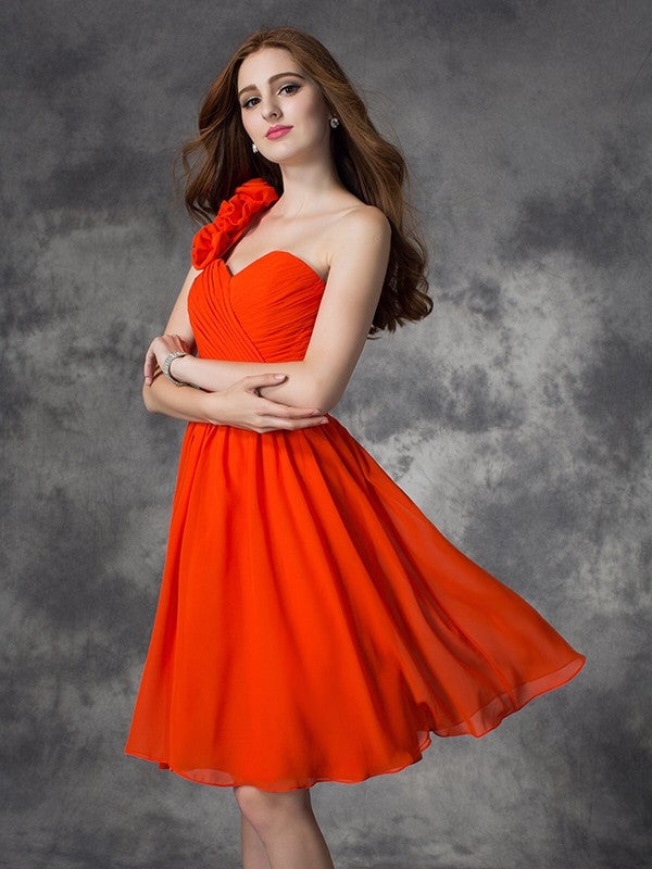 A-Line/Princess One-Shoulder Hand-Made Flower Sleeveless Short Georgia Homecoming Dresses Chiffon Dresses