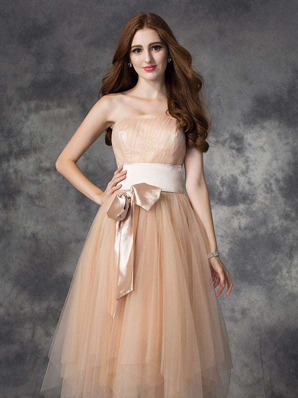 A-Line/Princess Strapless Bowknot Sleeveless Homecoming Dresses Satin Miriam Long Elastic Woven Dresses