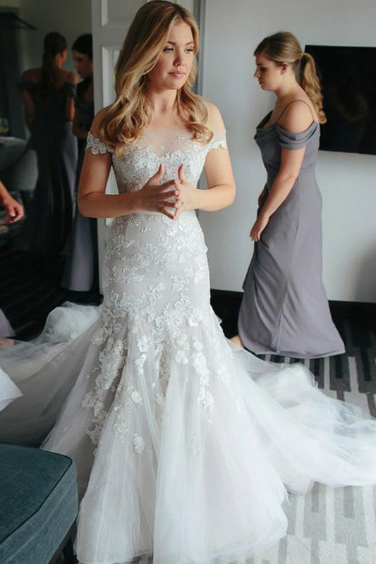 Sheath Off the Shoulder Court Train Ivory Tulle Wedding Dresses with Lace Appliques RS203
