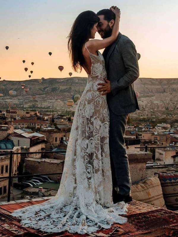 Rose Lace Sweetheart Boho Wedding Dresses Spaghetti Strap Beach Wedding Dresses JS381