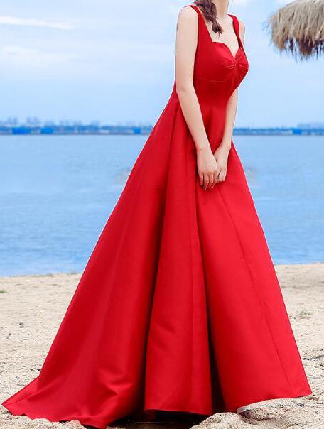 Sexy Elegant Red A-line Halter Satin Sweetheart Lace Up Simple Prom Dresses RS324